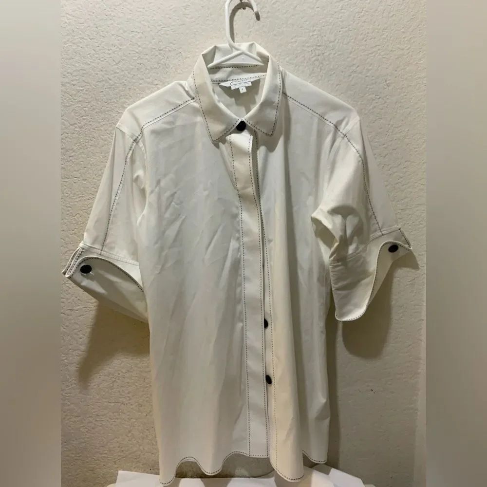 NWOT Foxcroft New York white button down blouse with black stitches size 6